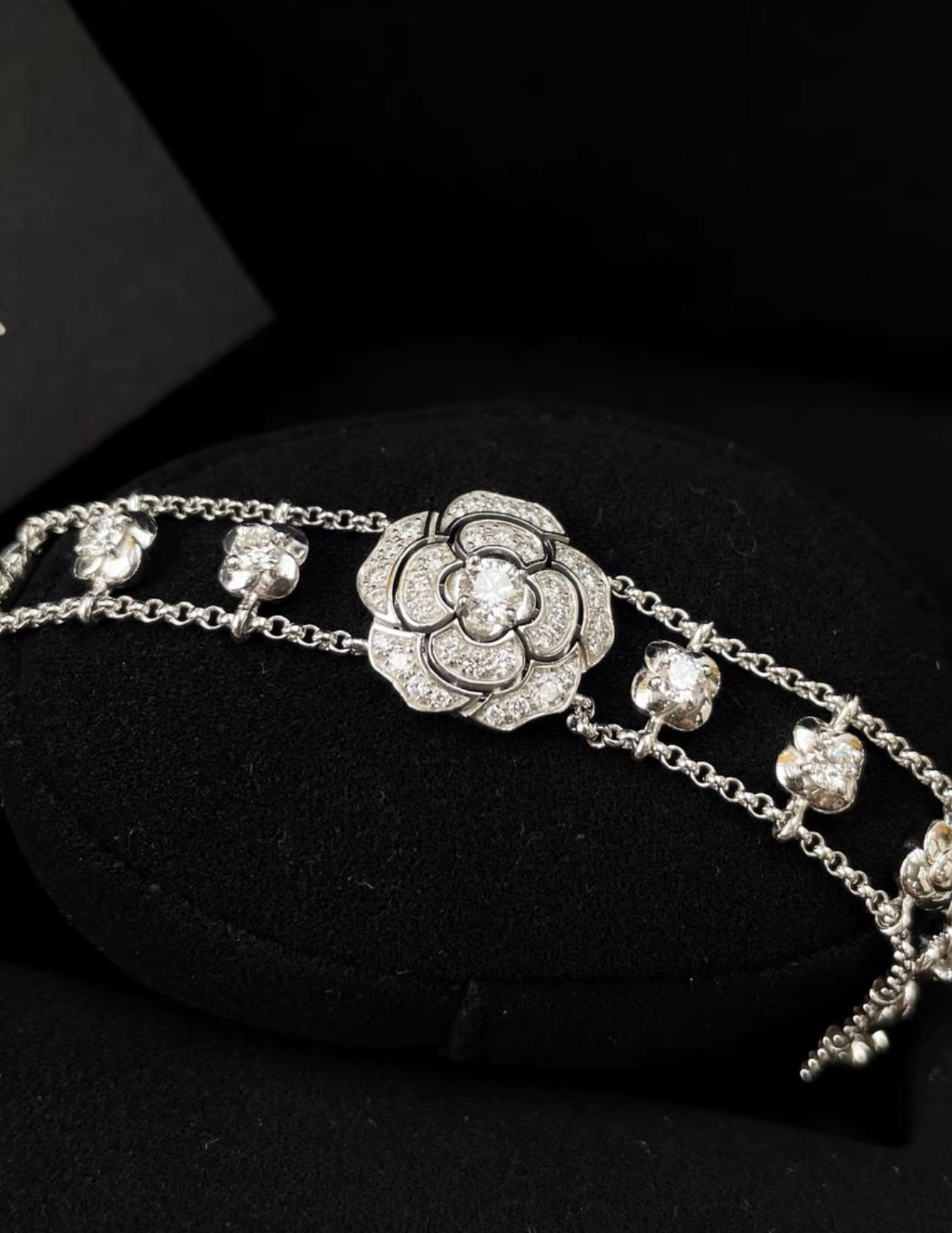 CHANEL Bouton de Camélia Bracelet