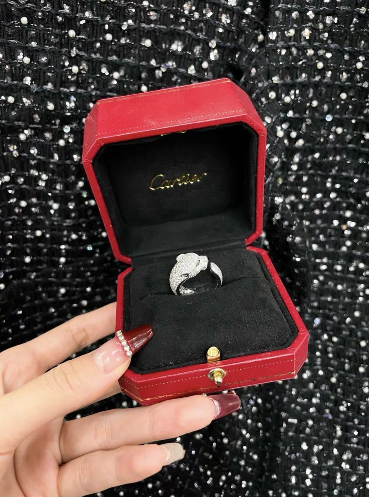 Cartier platinum full diamond leopard ring