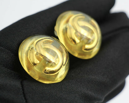 Chanel Vintage 1988 Gold-plated & Resin Round Clip-on earrings