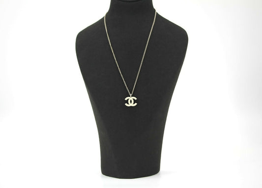 Chanel Vintage 02C Enamel White CC Necklace