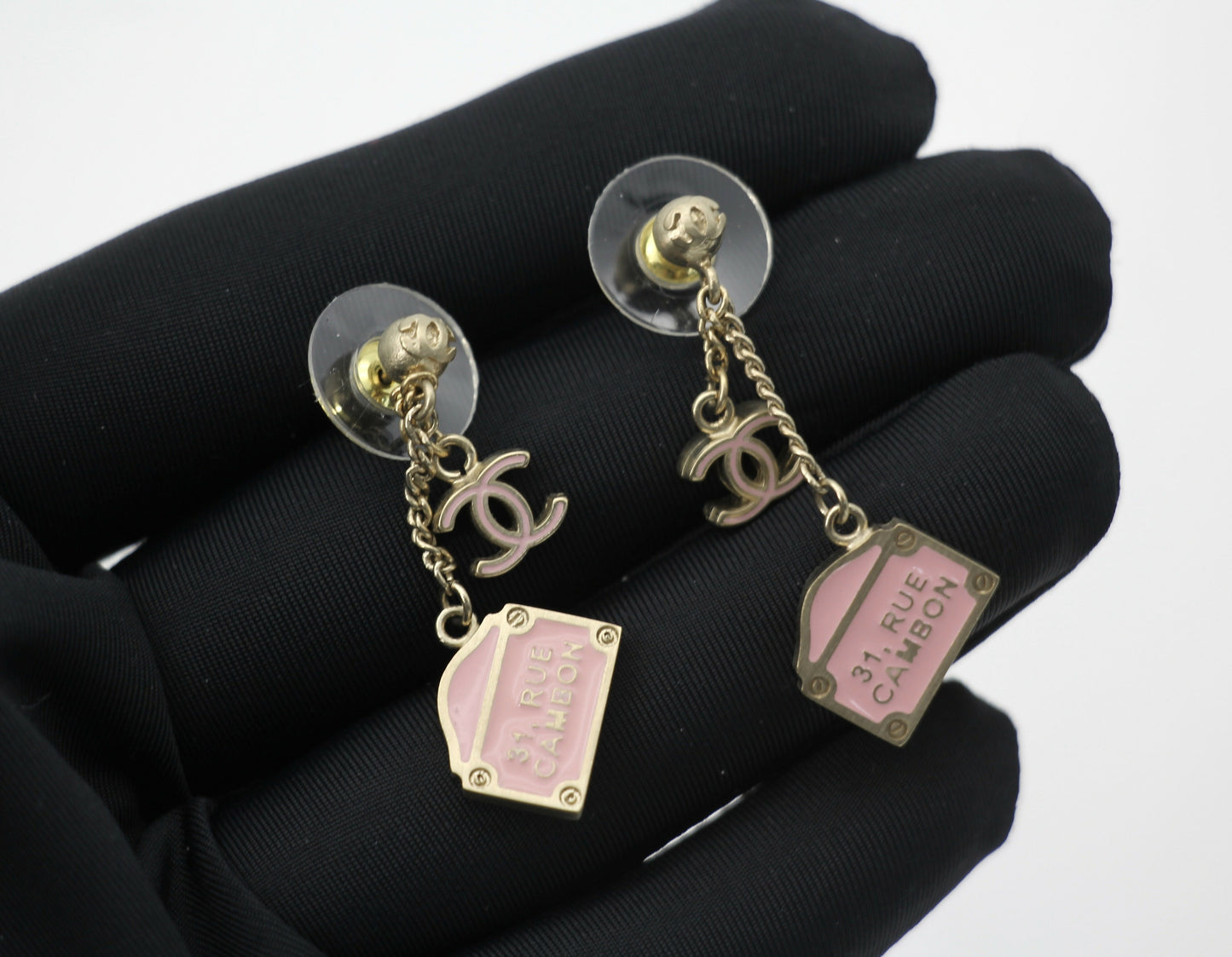 Chanel Vintage 01 Enamel Pink Purse Rue Cambon CC Dangle Stud Earrings