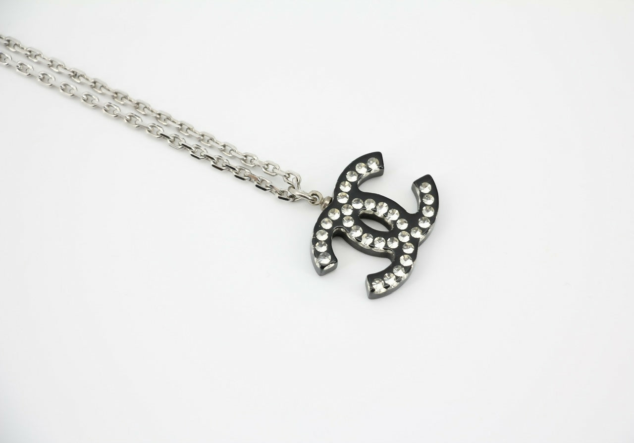Chanel Vintage 05P Acrylic Transparent Rhinestone Black CC Double-Sided Necklace