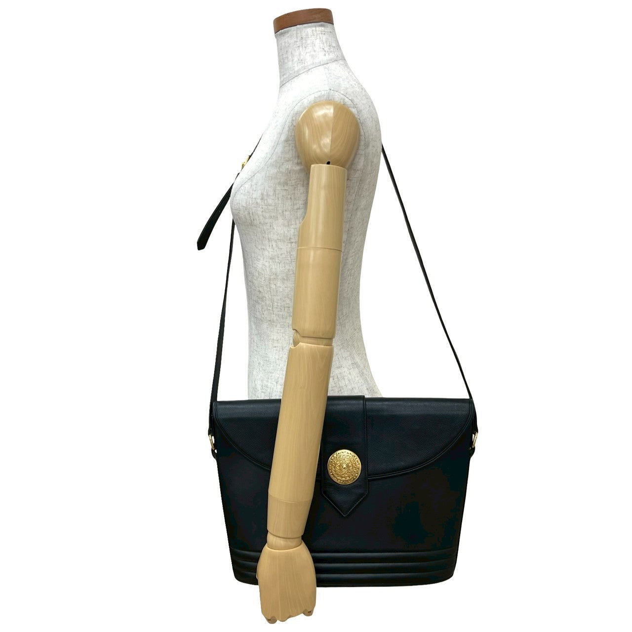 Yves Saint Laurent Leather Shoulder Bag