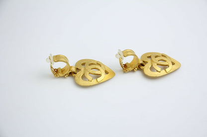 Chanel Vintage 95P Gold-plated Heart-shaped Dangle Clip-on Earrings