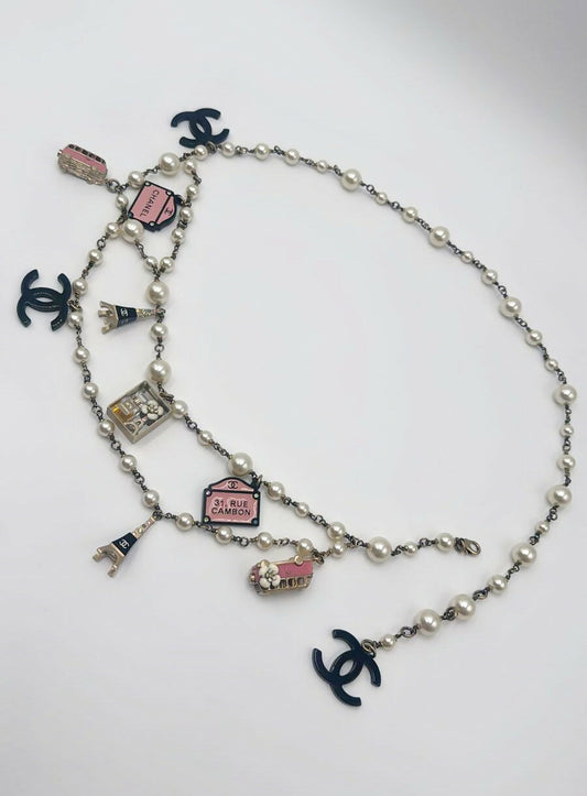 Chanel 2006 Pearl Paris Souvenir Charm Belt