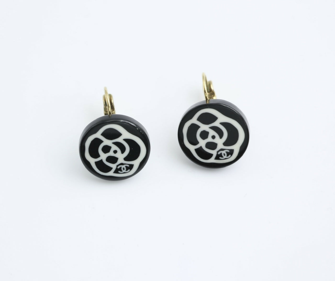 Chanel Vintage 03P Resin Black and White Camellia Button Hoop Earrings