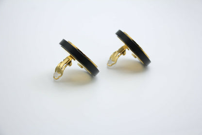 Chanel Vintage 1992 Gold-plated Black Gold Brushed Clip-on Earrings