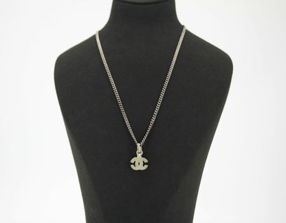Chanel Vintage 04P Enamel Dark Green Silver Necklace