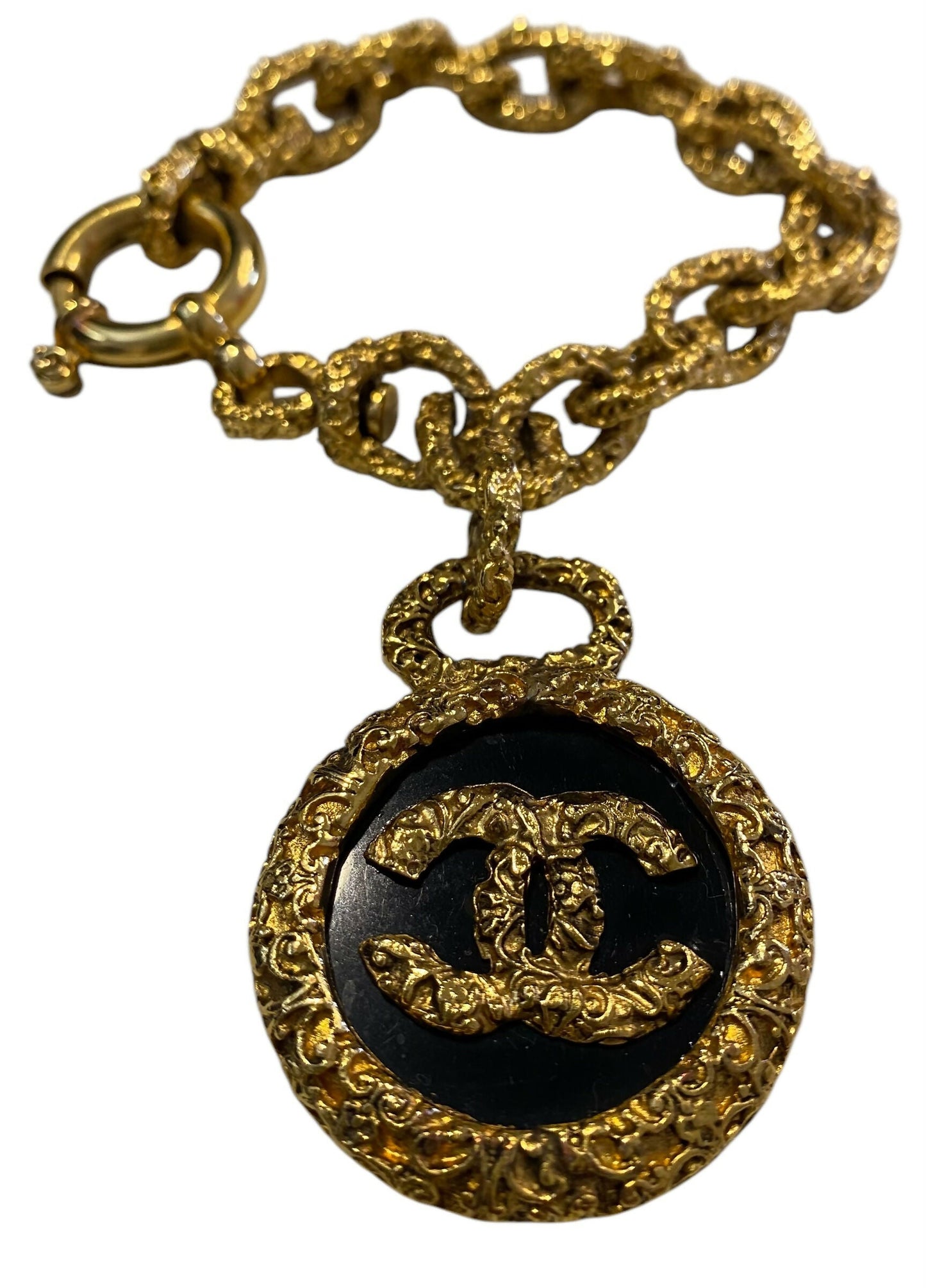 Chanel 93A Large Gold Black Metal Medallion CC Florentine Chain Link Bracelet