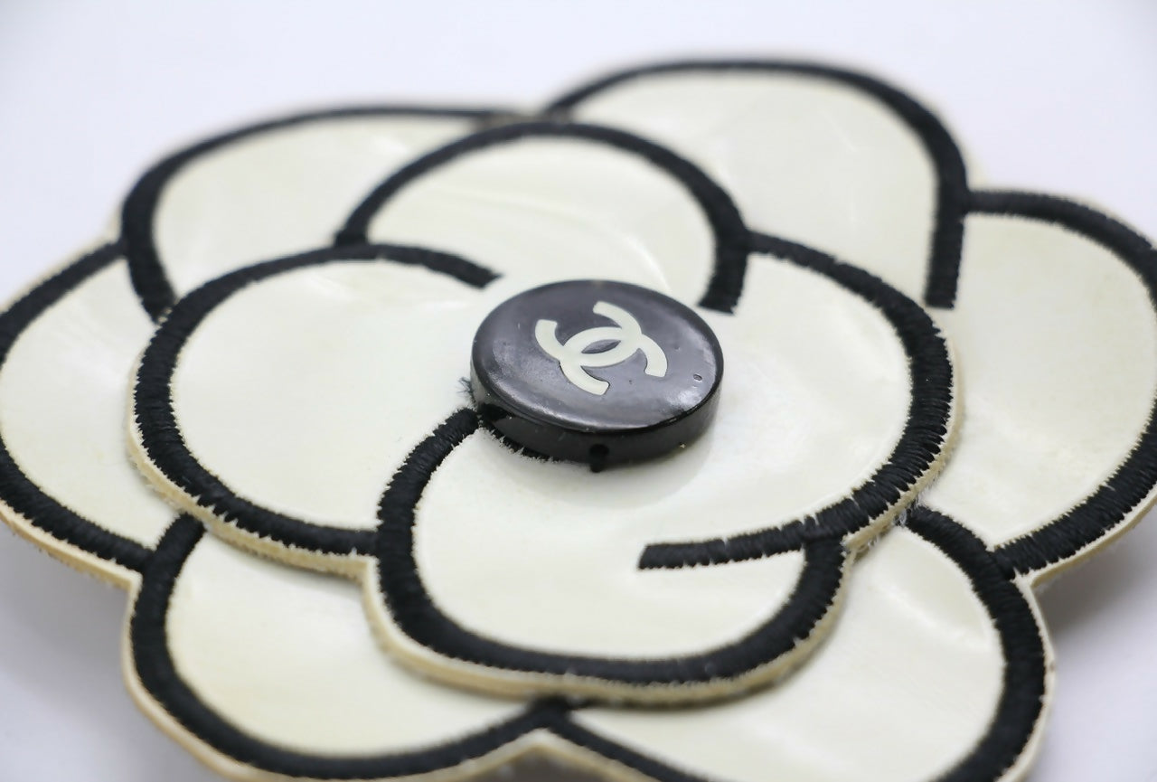 Chanel Vintage 1995 Rubber Spring/Summer White Camellia Brooch