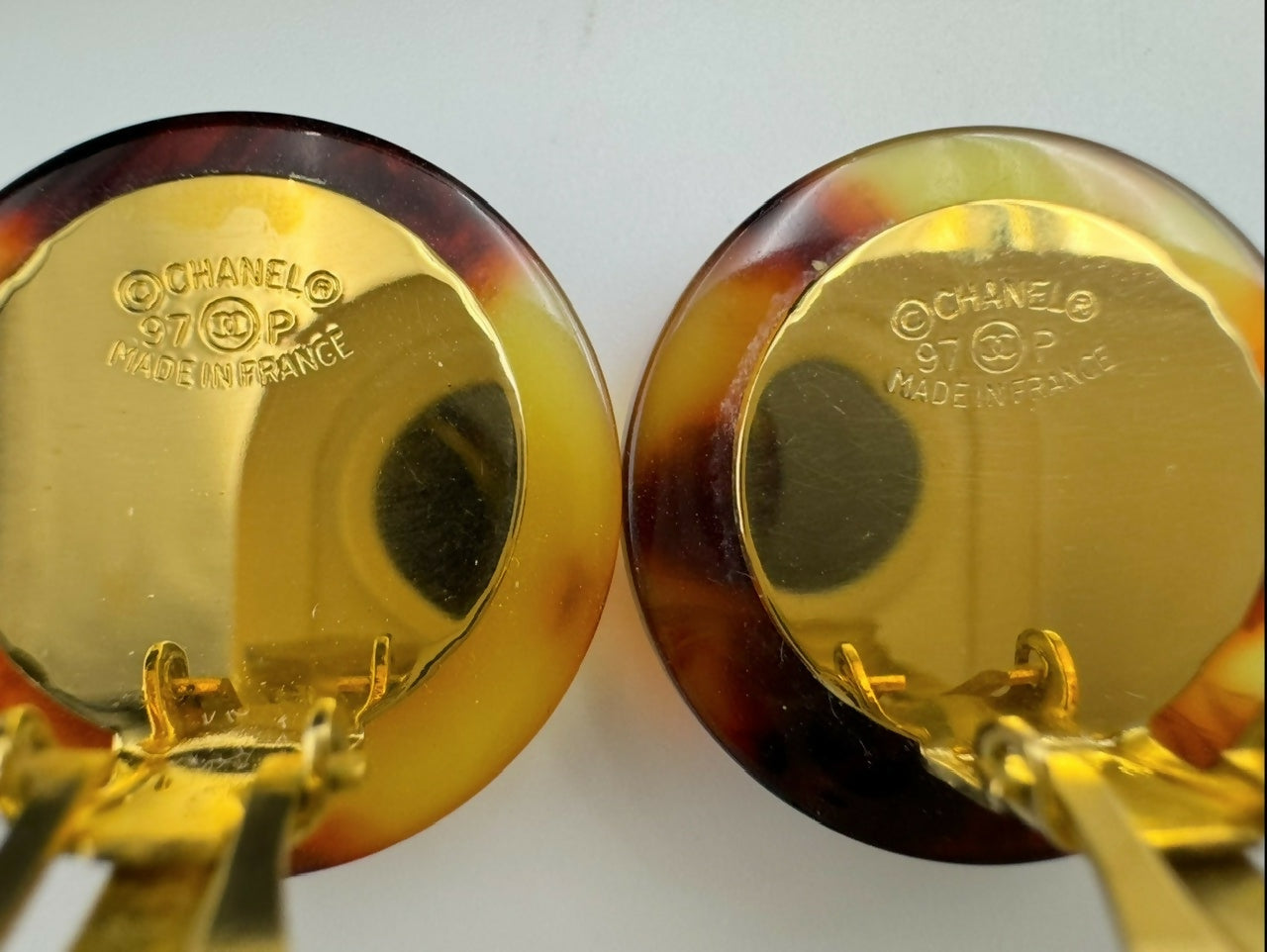 Chanel Vintage 97P Tortoise Shell Round Earrings
