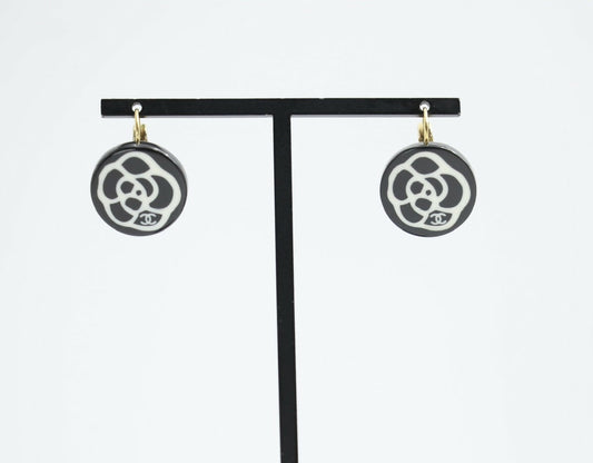 Chanel Vintage 03P Resin Black and White Camellia Button Hoop Earrings