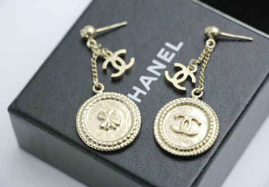 Chanel B15V Metal Silver Four-Leaf and Clover Coin Stud Earrings