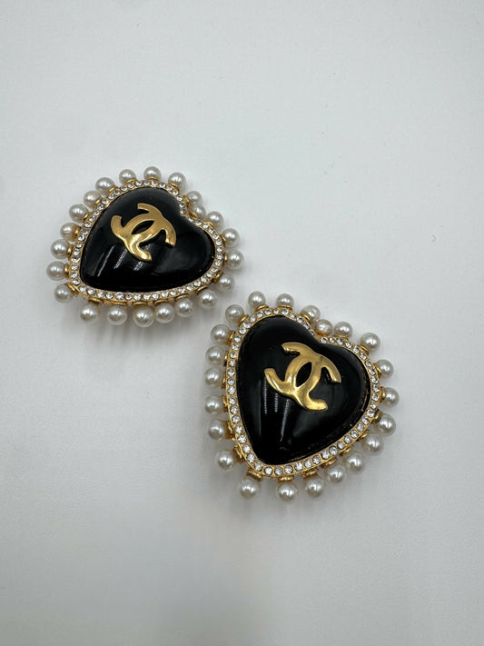 Chanel Vintage 1980 Large Heart Pearl Clip on Earrings