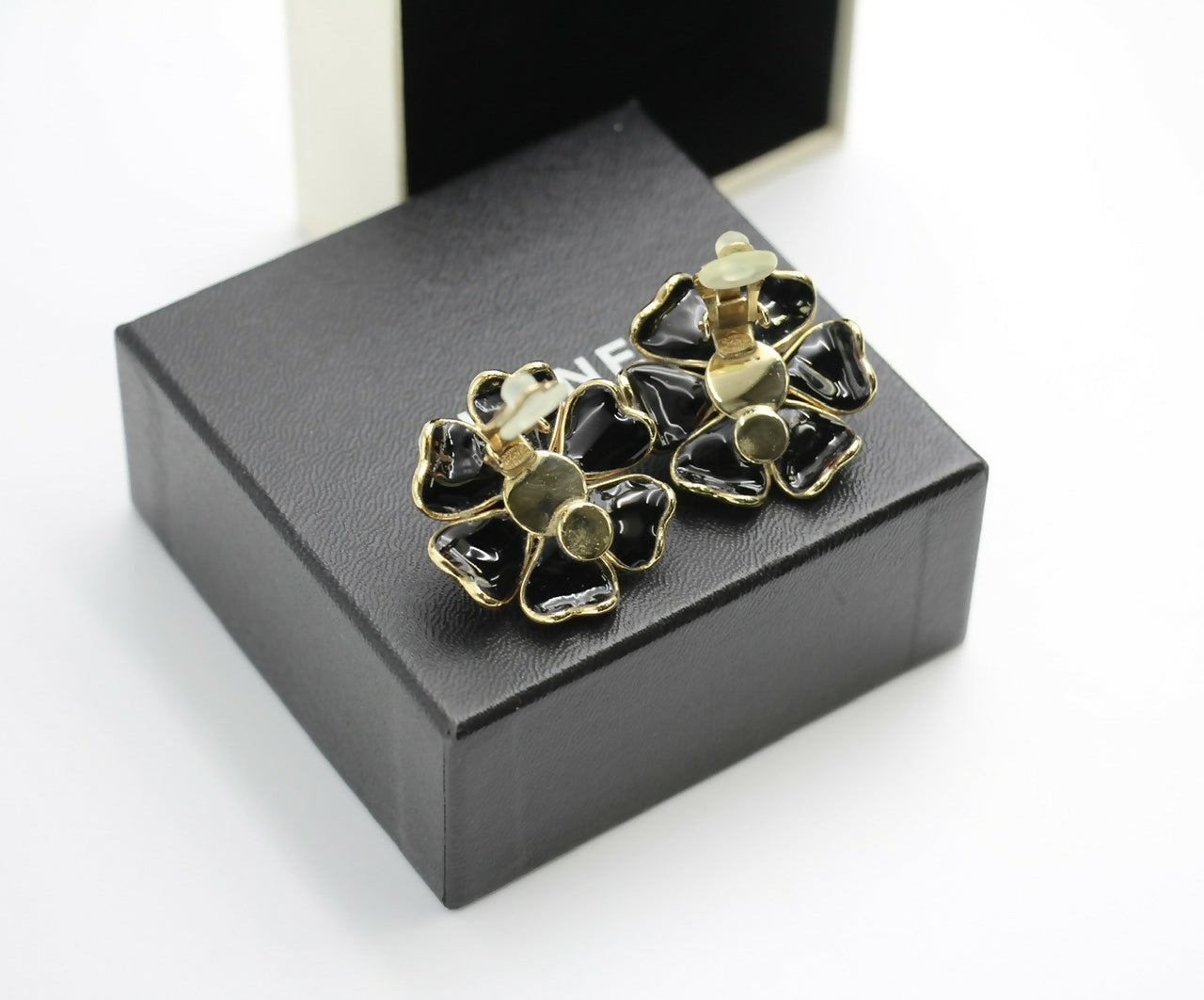 Chanel Vintage 02A Gripoix Shiny Black Large Camellia Clip-on Earrings