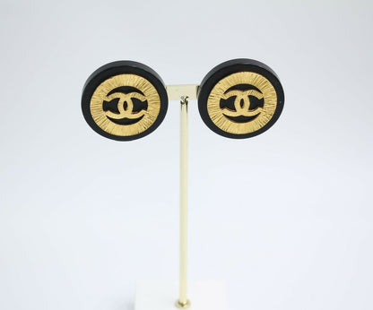 Chanel Vintage 1992 Gold-plated Black Gold Brushed Clip-on Earrings