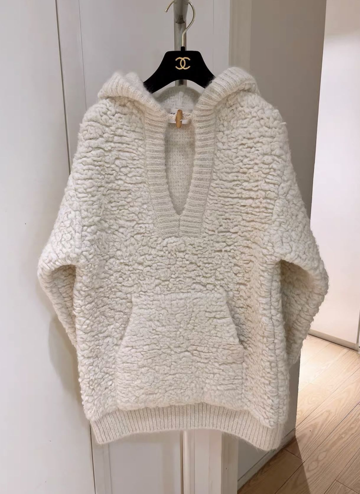 Celine 20 autumn and winter cream teddy sweater