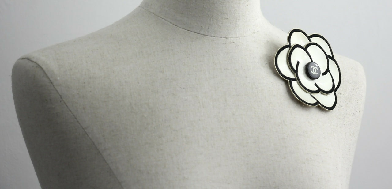 Chanel Vintage 1995 Rubber Spring/Summer White Camellia Brooch