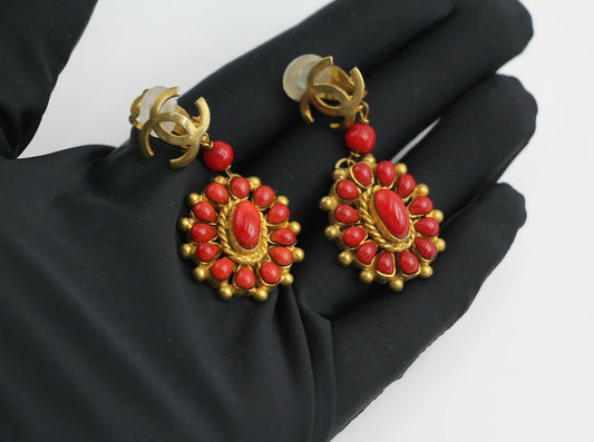 Chanel Vintage 93A Gripoix Gold-plated Red Dangle Clip-on Earrings