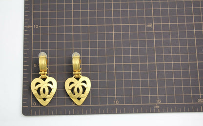 Chanel Vintage 95P Gold-plated Heart-shaped Dangle Clip-on Earrings
