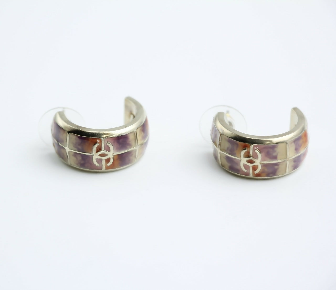 Chanel 16C Metal Purple Gradient Curved Stud Earrings