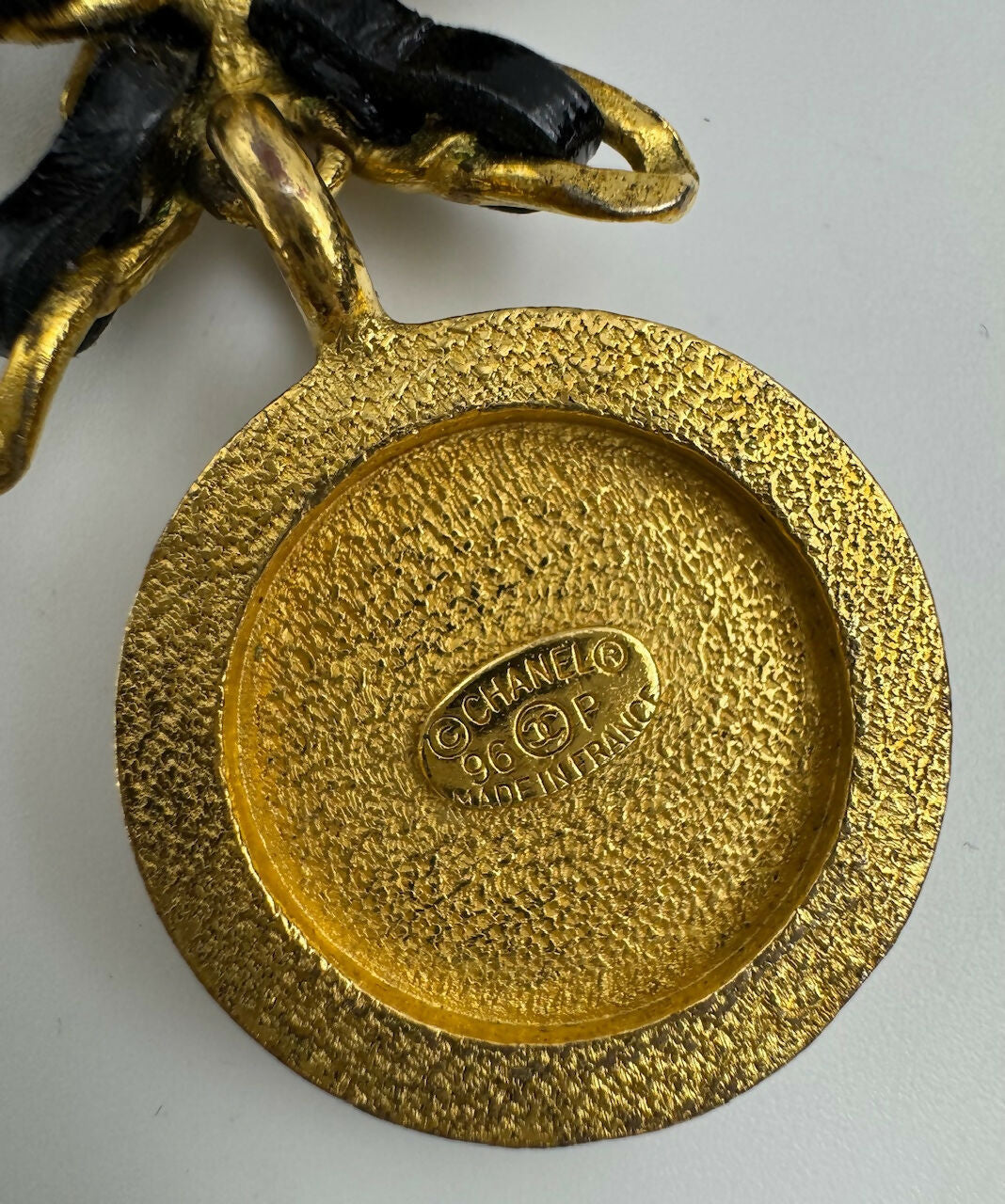 Chanel Vintage 96P Mrs Coco Gold-plated Leather Chain Necklace