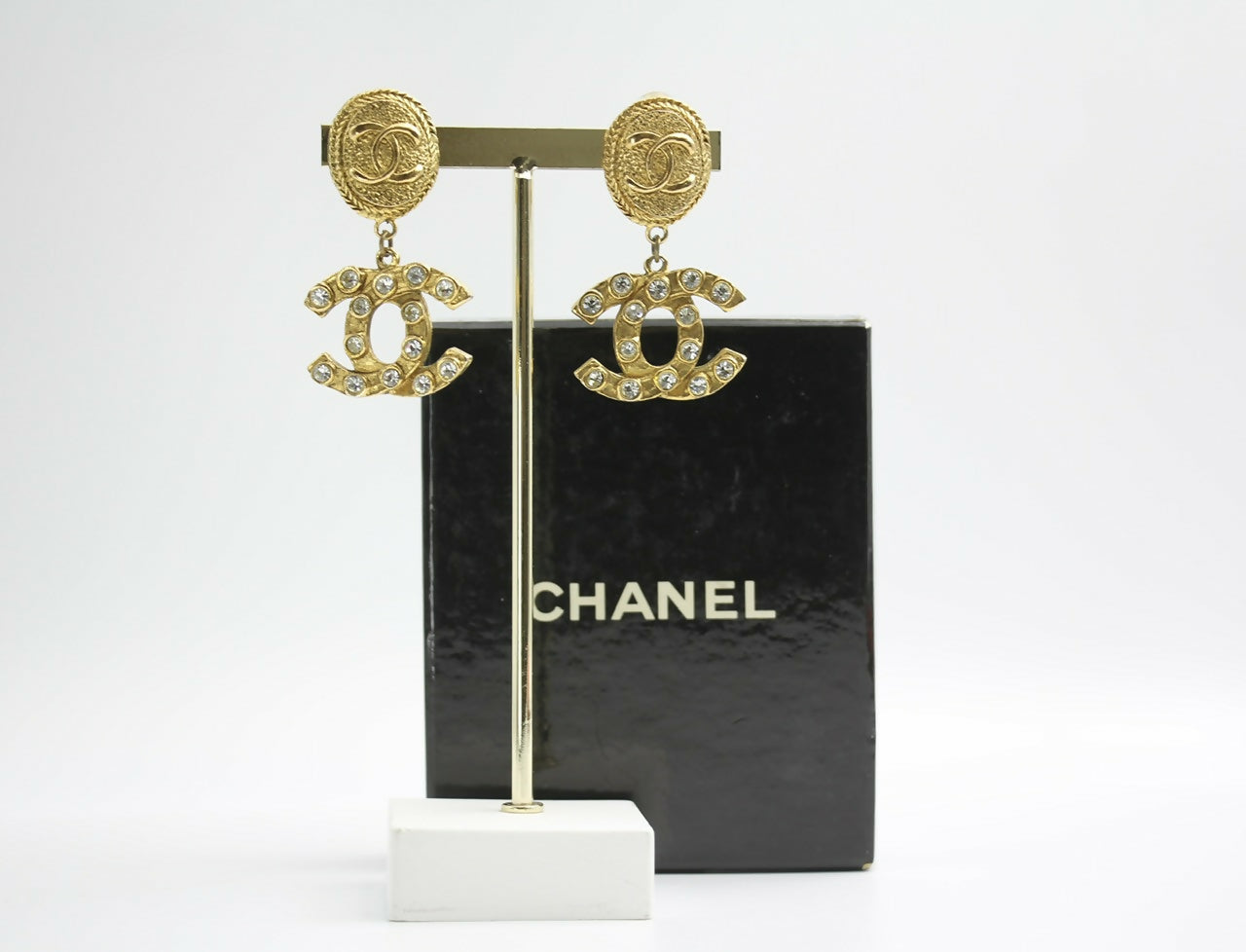 Chanel Vintage 71-80s Rhinestone & Gold-plated Round Relief Dangle Clip-on Earrings