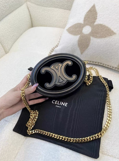 Celine black cuir triomphe chain bag