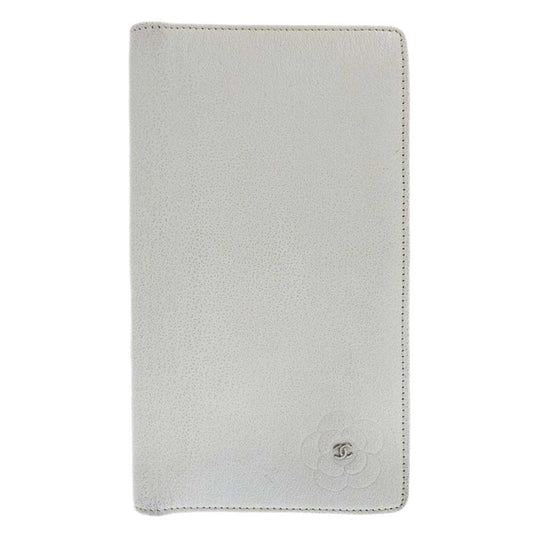 Chanel Camellia Leather Bifold Wallet Ivory