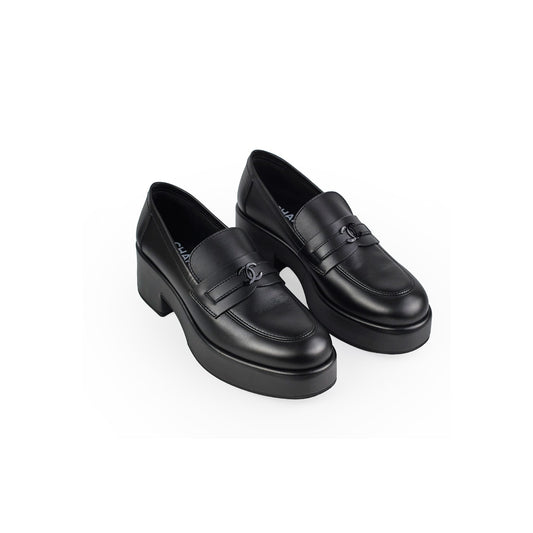 Chanel Interlocking Loafer Shoes Size 41