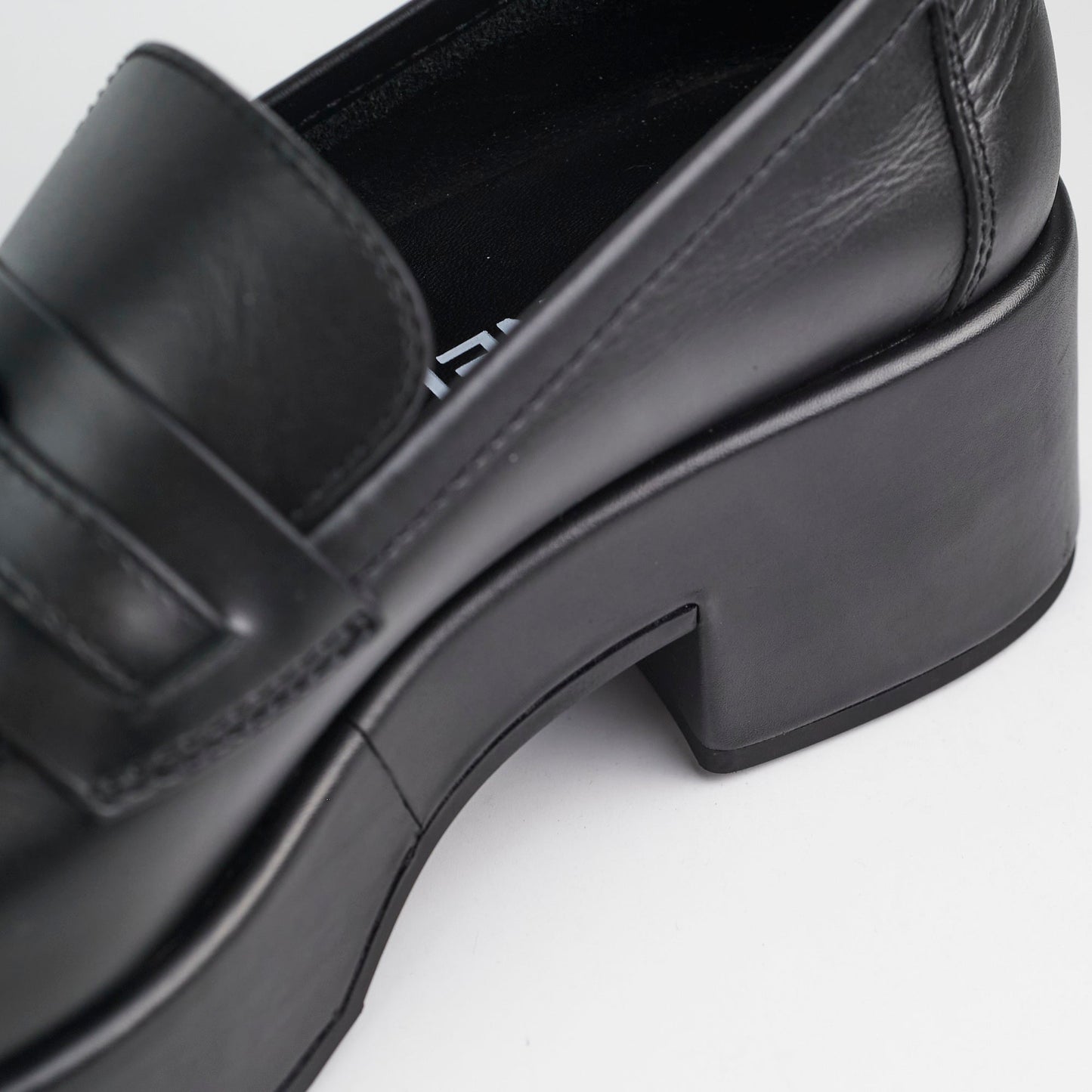 Chanel Interlocking Loafer Shoes Size 41
