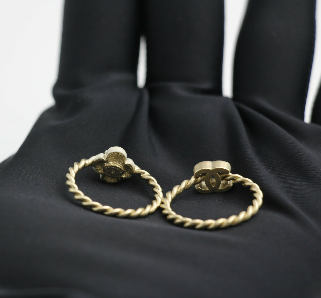 Chanel B11A Metal Camellia Two-Piece Ring Set