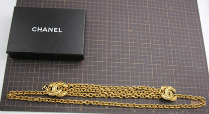 Chanel Vintage 1981-1985 Gold-Plated Thick Chain Waist Belt with Symmetrical Bird Motifs