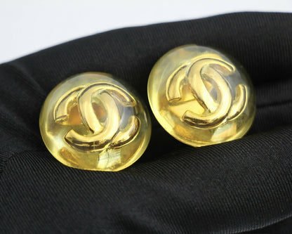 Chanel Vintage 1988 Gold-plated & Resin Round Clip-on earrings