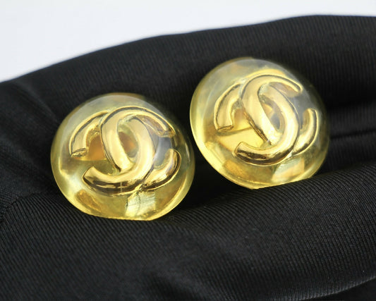 Chanel Vintage 1988 Gold-plated & Resin Round Clip-on earrings