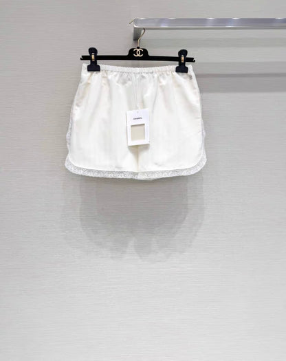 Chanel 23ss White Lace Shorts, fr38