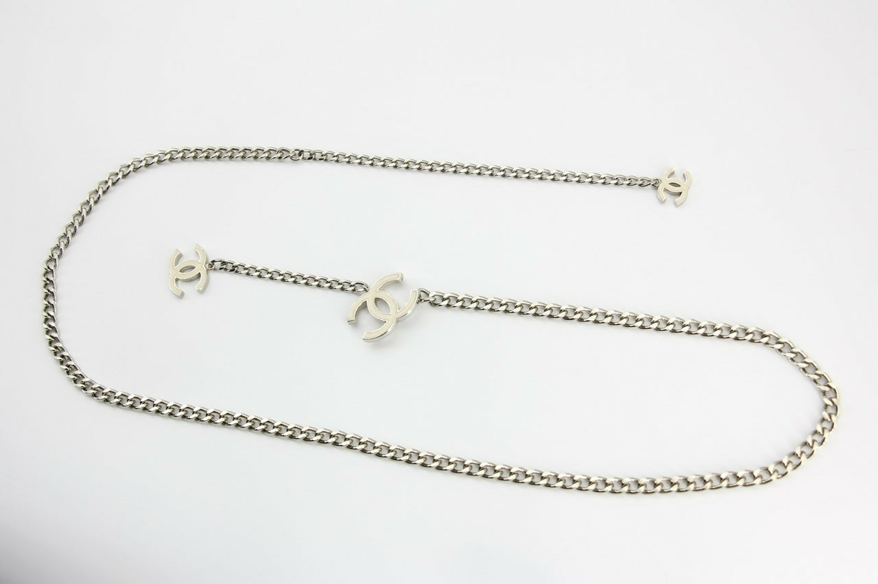 Chanel Vintage 05V Metal White Three CC Waist Chain