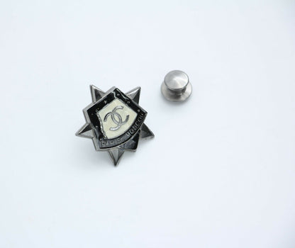 Chanel Vintage 09A Metal Black Beige Moscow Series Badge Brooch