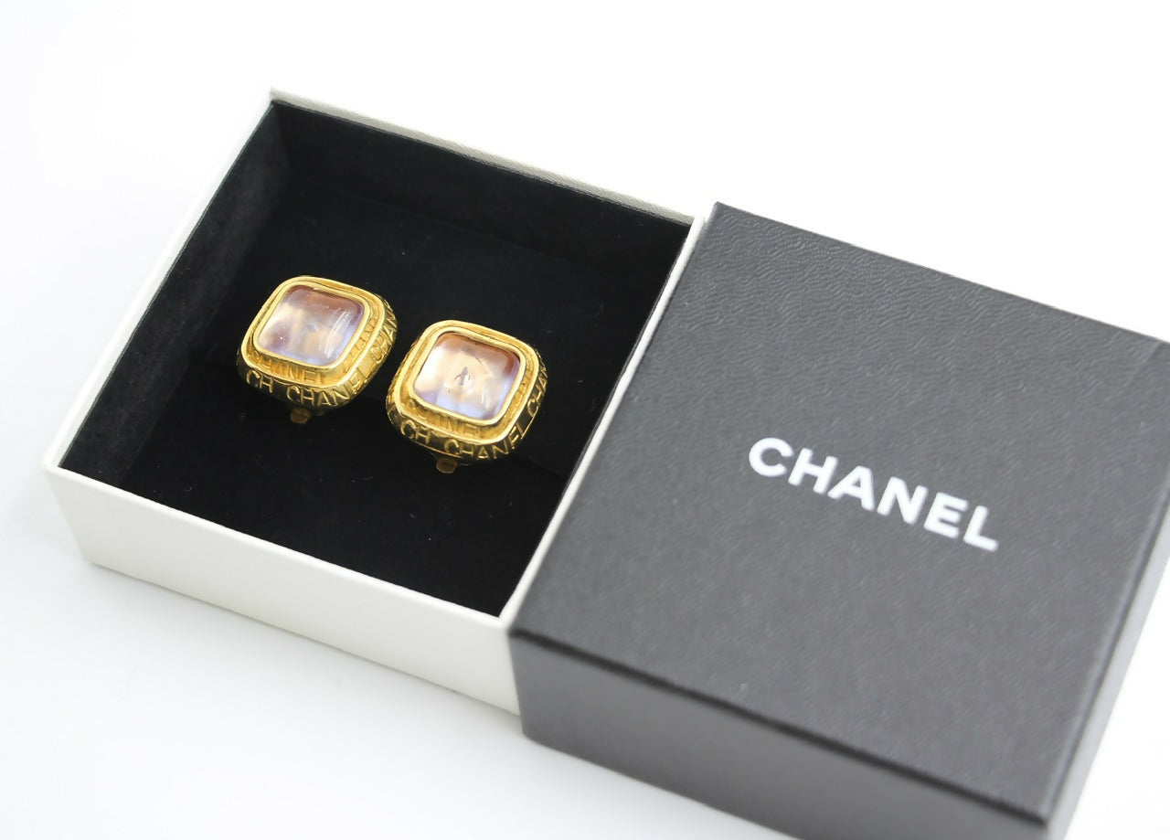 Chanel Vintage 96P Gripoix Gold-plated Fantasy Pink & Purple Square Clip-on Earrings