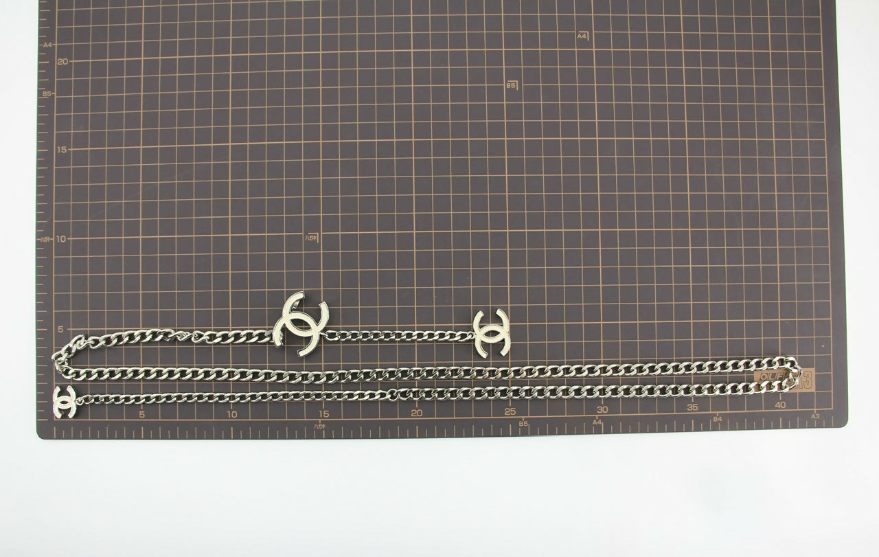 Chanel Vintage 05V Metal White Three CC Waist Chain