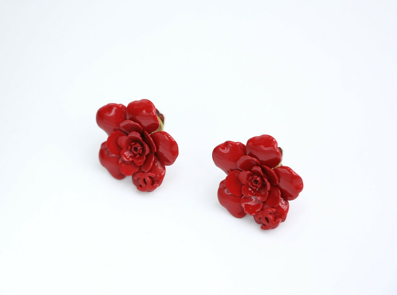 Chanel Vintage 04P Resin Red Layered Flower Clip-on Earrings