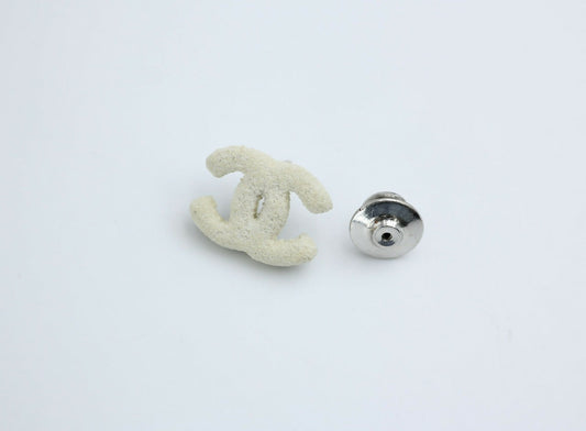 Chanel Vintage 03A Metal White Frosted CC Brooch
